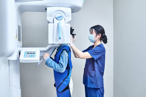 Best Emergency Treatment for Dental Infections or Abscesses in Las Palmas Ii, TX